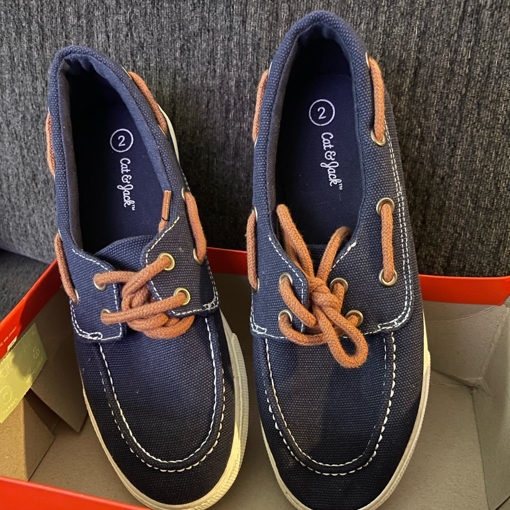 Cat & Jack Collin Sneakers. Blue with brown laces.